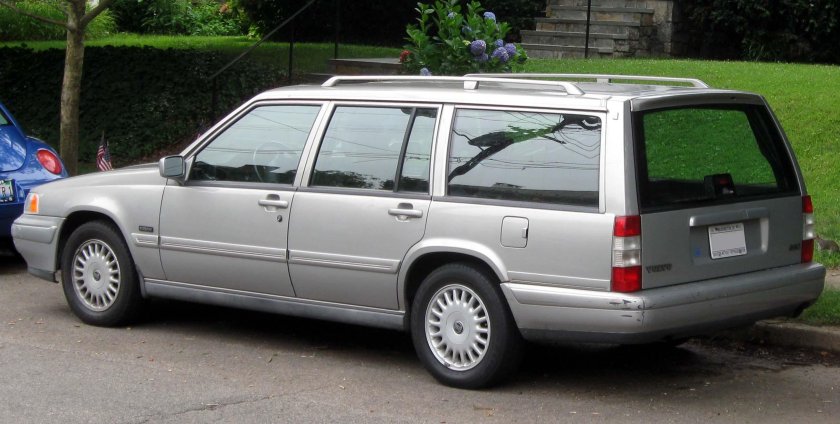Volvo 960 Wagon