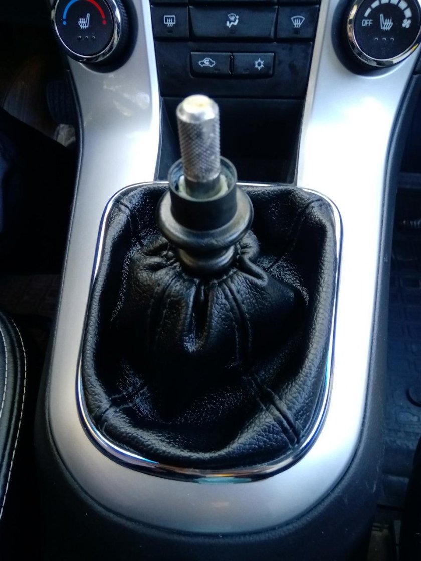 Ручка КПП на Шевроле Круз механика