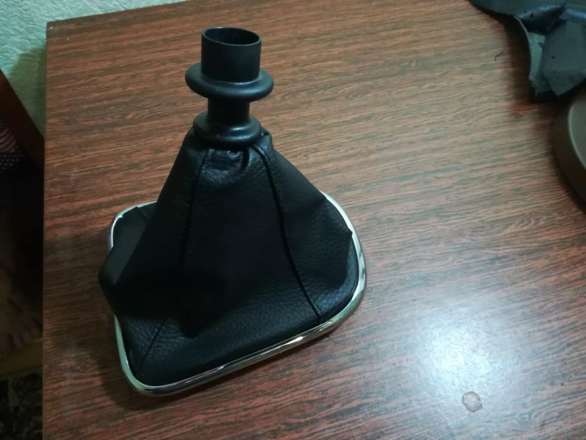 Кожух КПП Chevrolet 2006 артикул