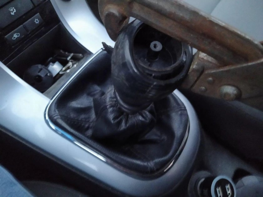 Ручка КПП Шевроле Круз 2013