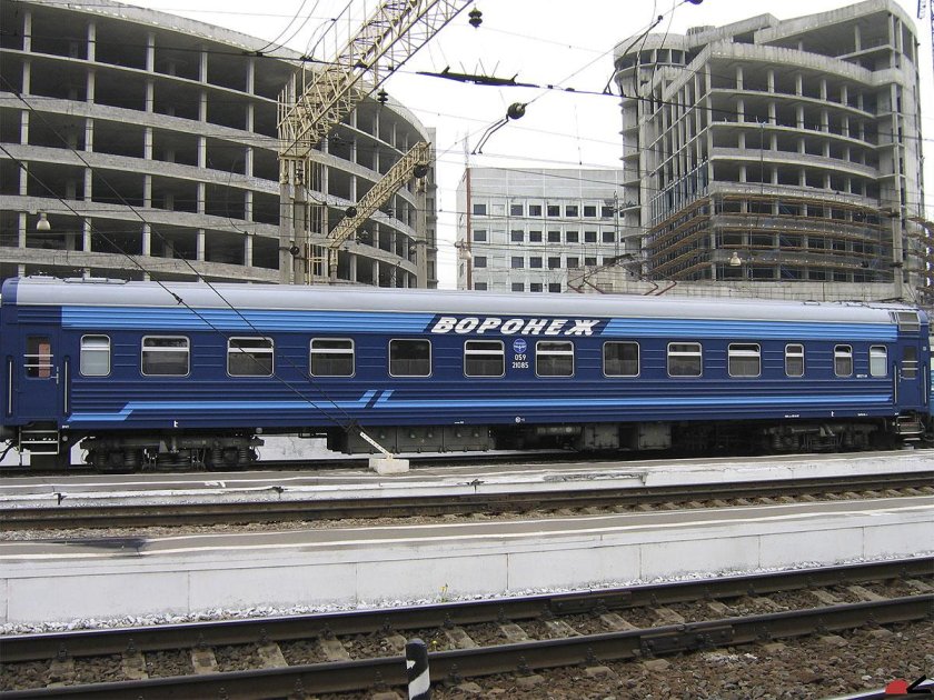 Фирменный поезд Воронеж 025я