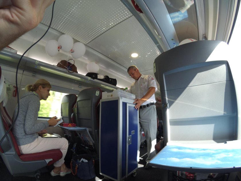 Поезд 740ж «двухэтажный (сидячий)»