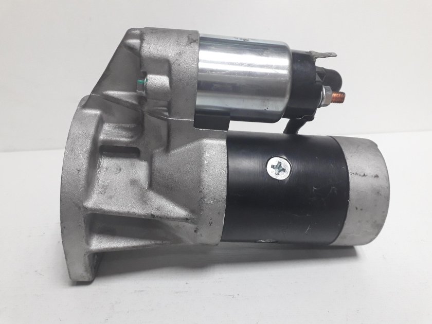 Nissan Terrano 2 стартер