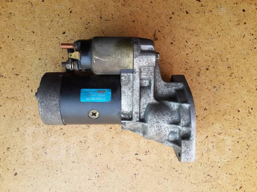 Стартер на двигатель ga16de