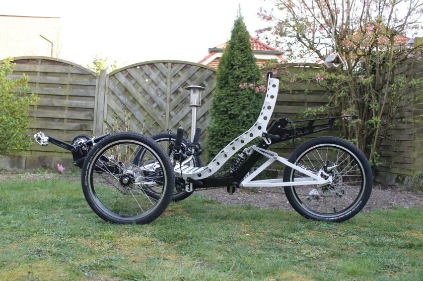 Веломобиль трайк лигерад