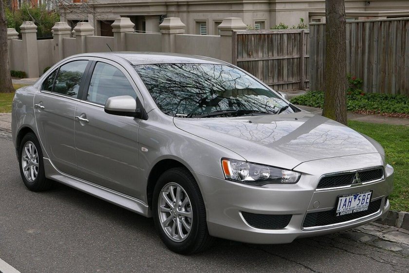 Mitsubishi Lancer 2013