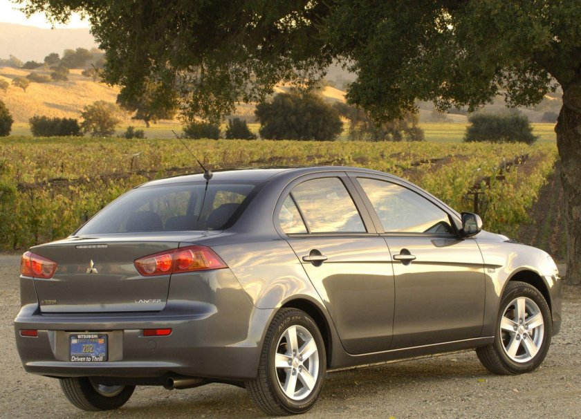Митсубиси Лансер седан 2008