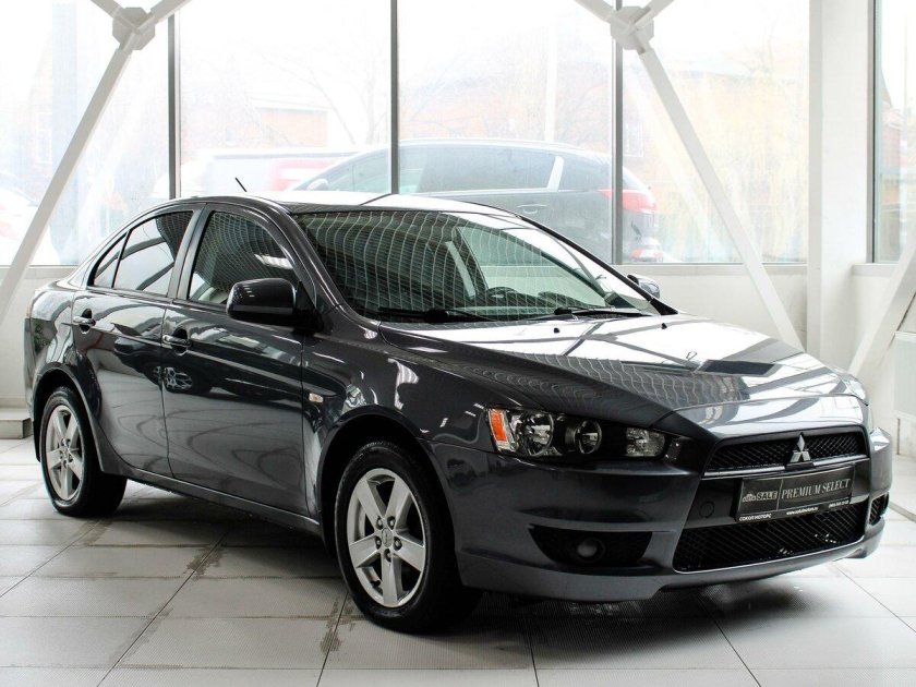 Мицубиси седан 2013