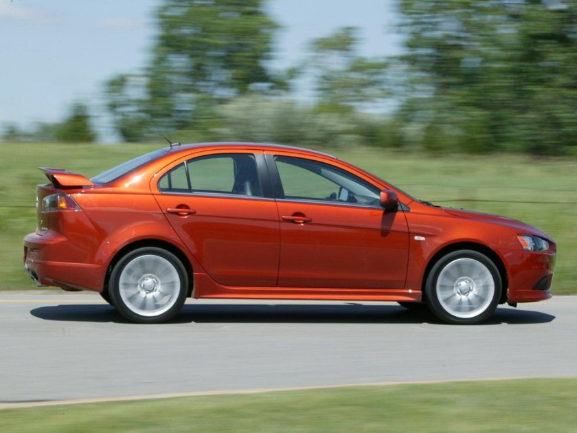 Mitsubishi Lancer раллиарт