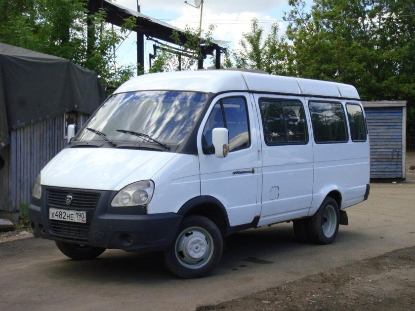 ГАЗ 3221 белый