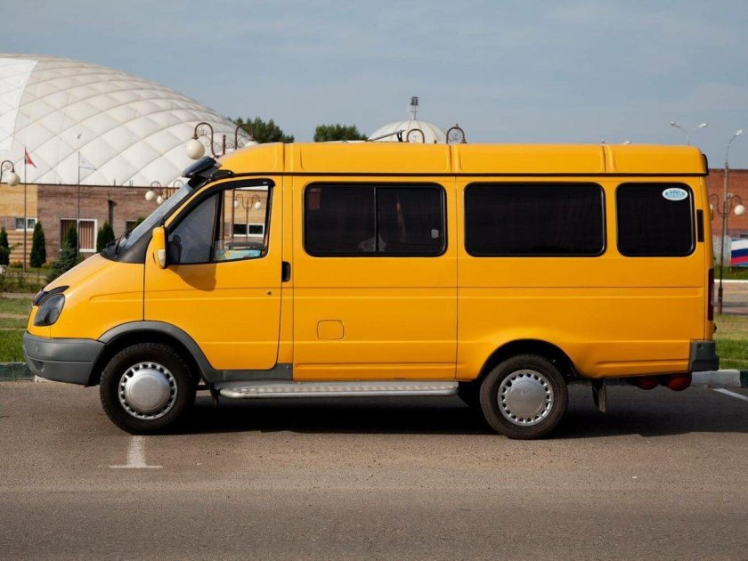 Газель 3221 желтая