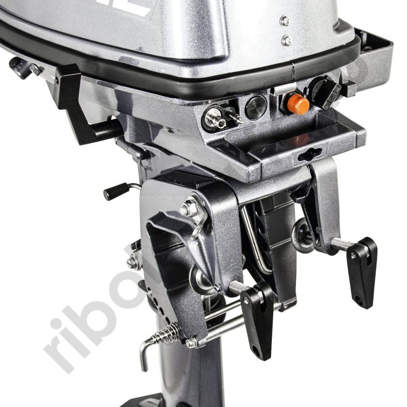 Лодочный мотор Апачи 5 л с