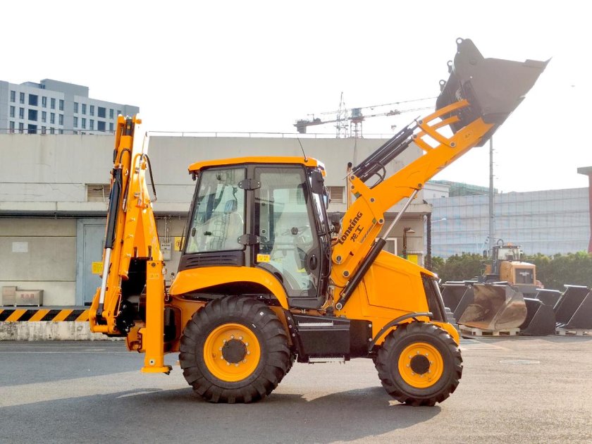 Экскаватор-погрузчик shanmon 388