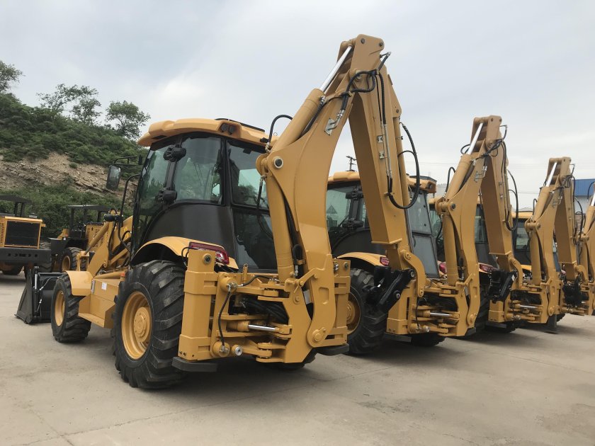 Экскаватор-погрузчик RUNMAX se440