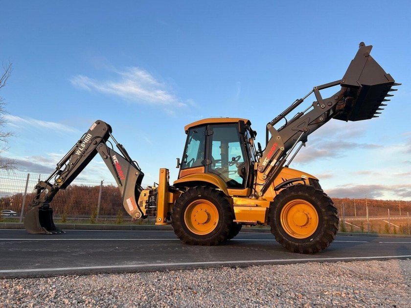 Экскаватор-погрузчик volvo bl71b