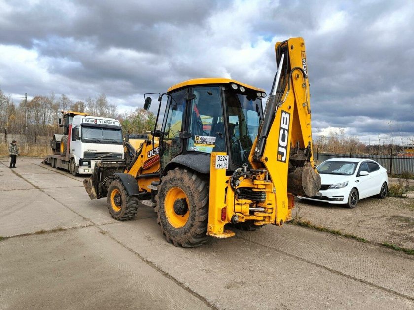 Экскаватор погрузчик jcb 3 cxs 14 m 2 nm