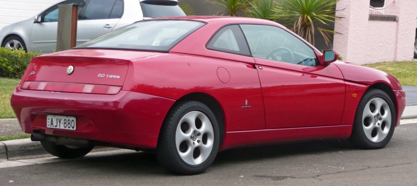 Alfa Romeo GTV 2001