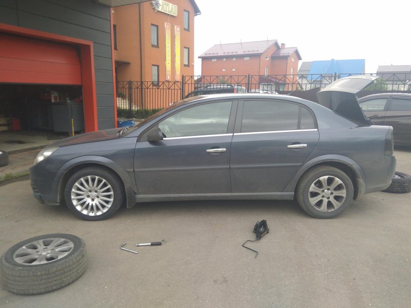 Резина 225 55 r17 Opel Vectra c