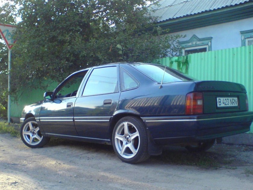 Opel Vectra a r16