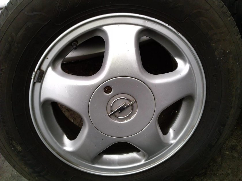 Opel Vectra a r15 диски