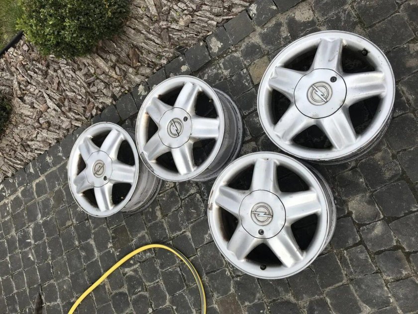 Опель Вектра б на дисках r16