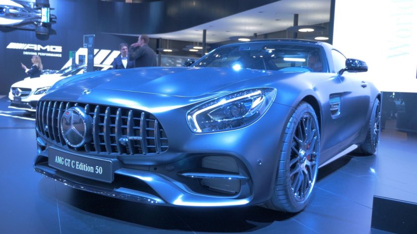 Мерседес акула AMG gt