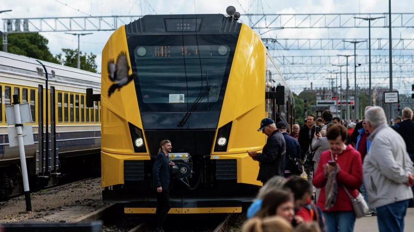 Skoda электропоезд