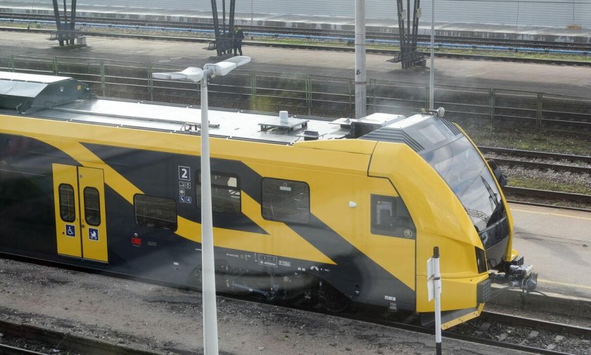 Поезда пассажирские