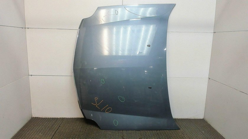 Кадиллак SRX капот