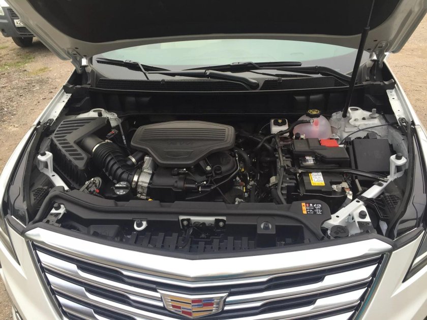 Cadillac SRX 2 под капотом