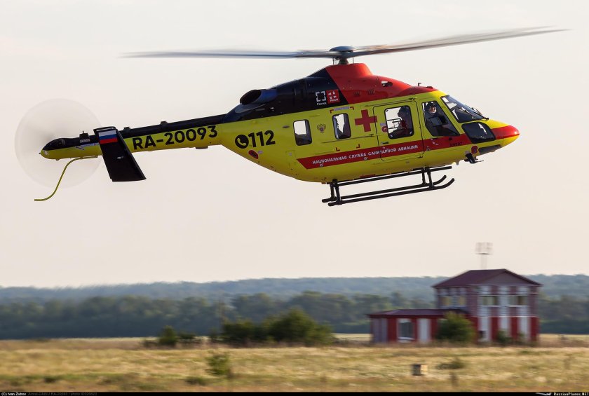 Санитарный вертолет ансат