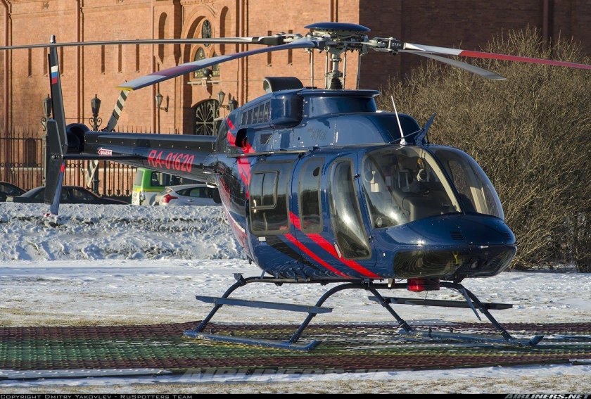 Вертолет Белл 407