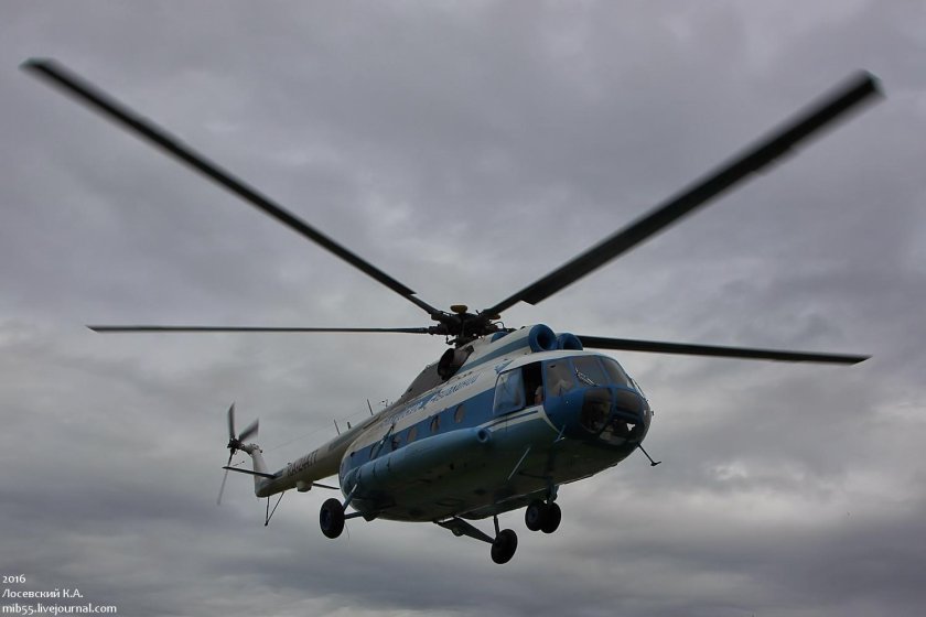 Ми 8 вертолет