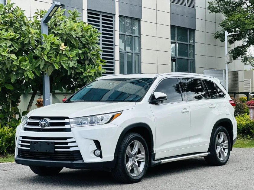Toyota highlander iii