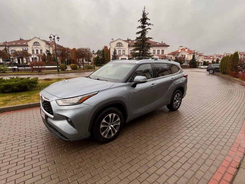 Toyota highlander 2021 hybrid platinum 2.5