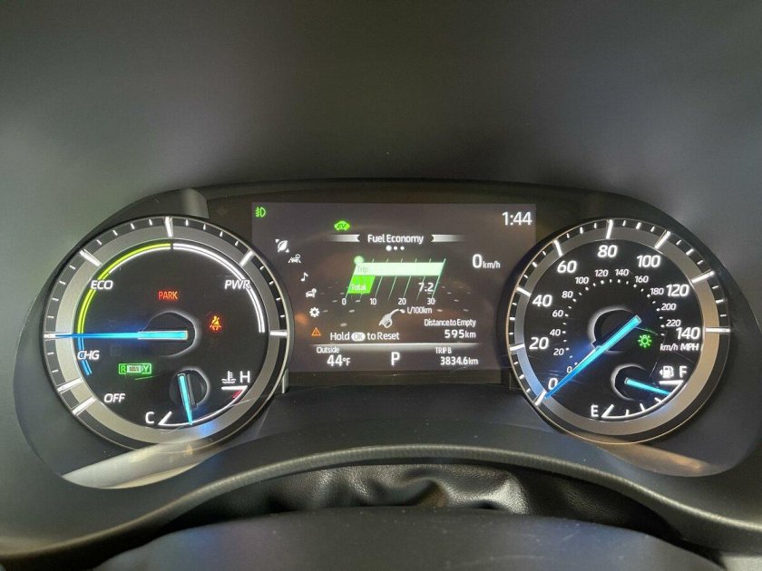 Тойота хайлендер u70