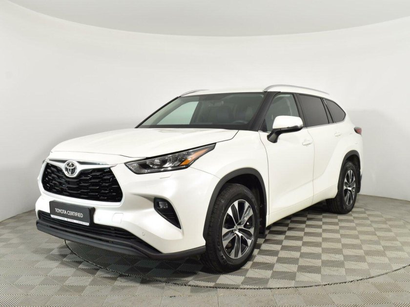 Toyota highlander iv