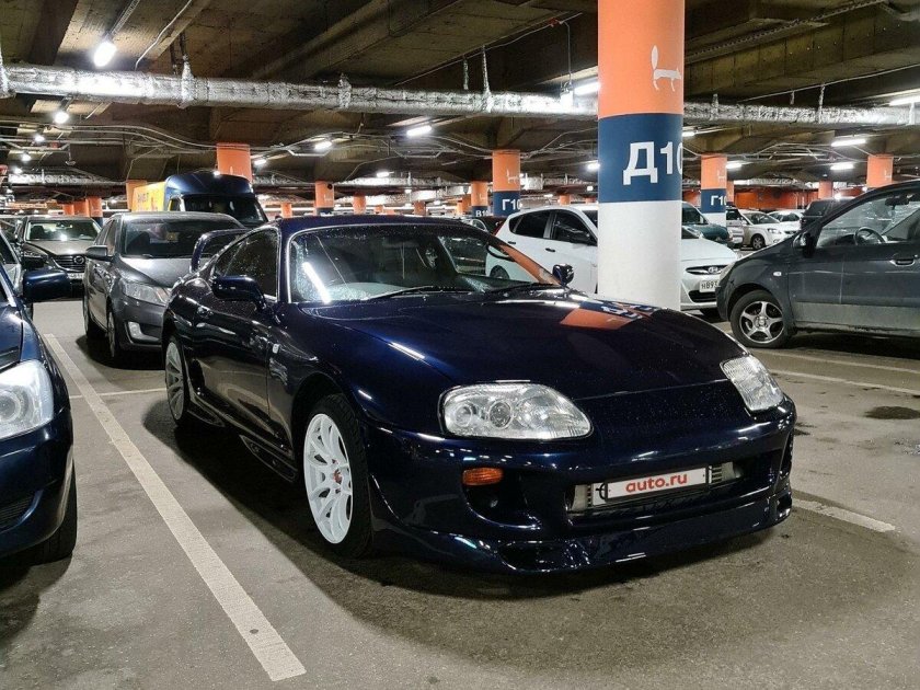 Toyota supra a80