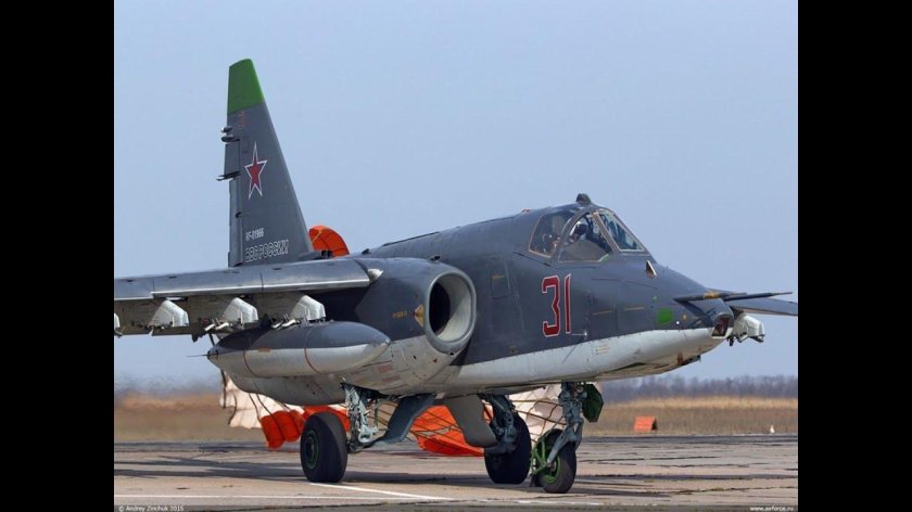 Штурмовик Су-25 Грач