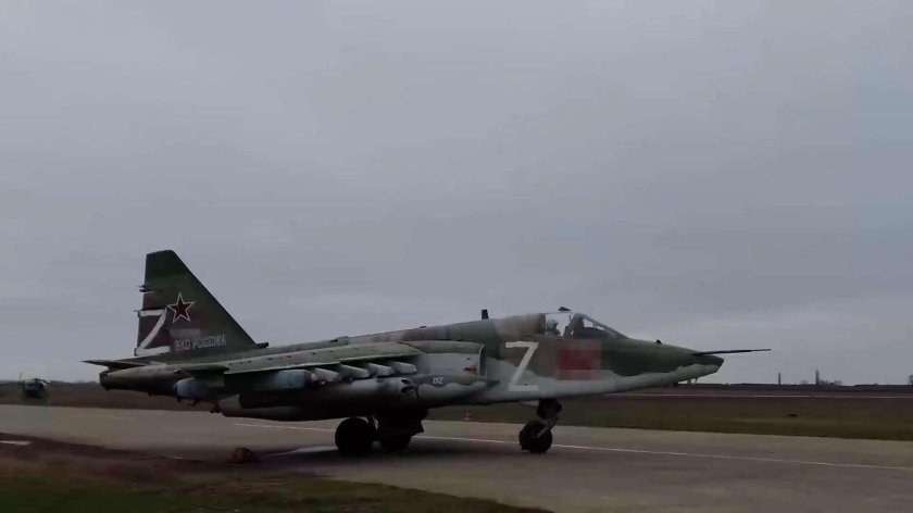 Самолёт-Штурмовик Су-25