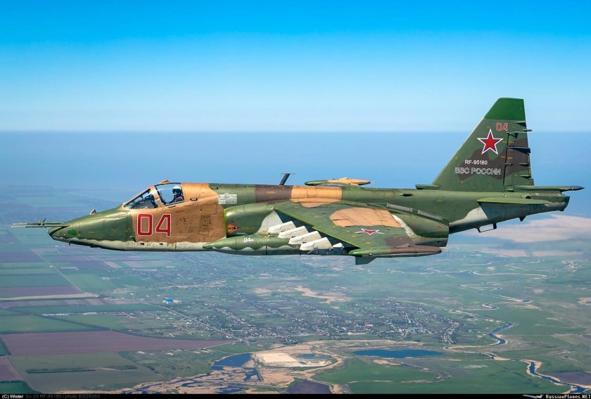 Штурмовик Су-25 Грач