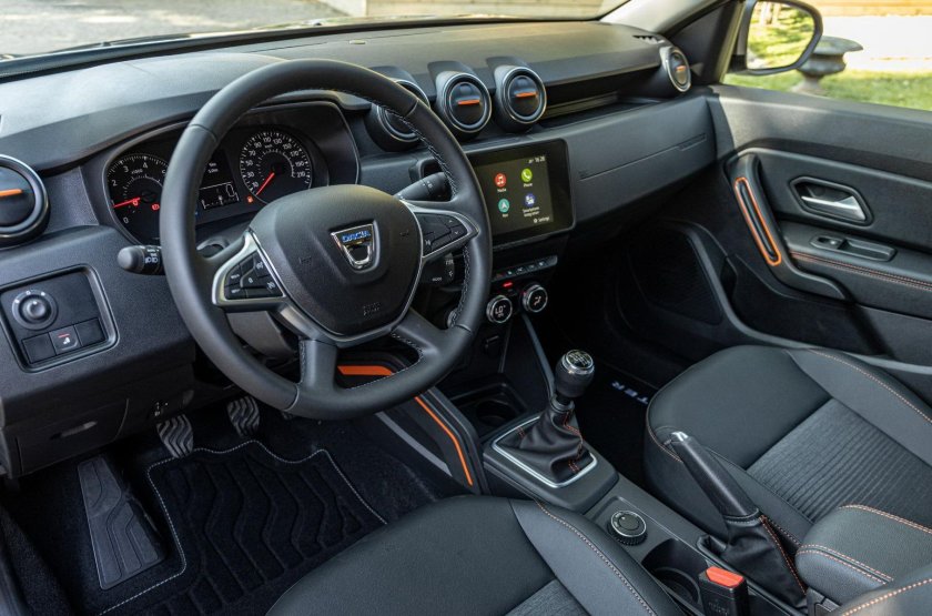 Renault Duster 2022 салон