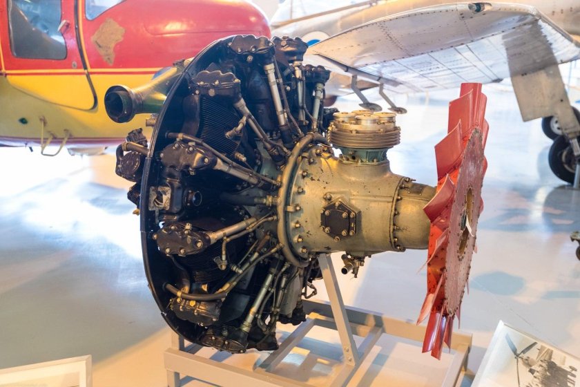 Двигатель вертолёта ми-8