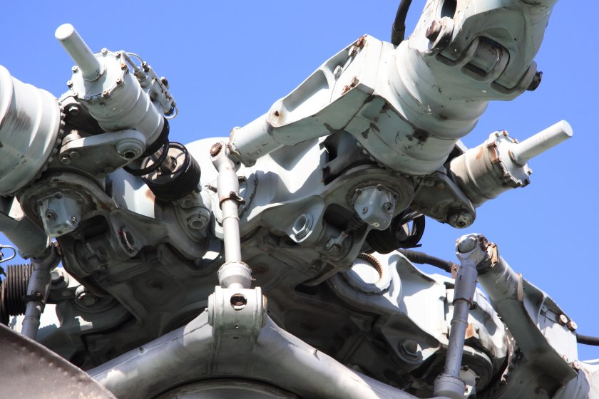 Ми-4 вертолёт двигатель