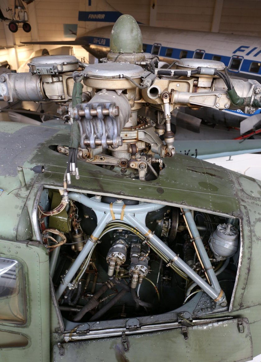 Ми-4 вертолёт