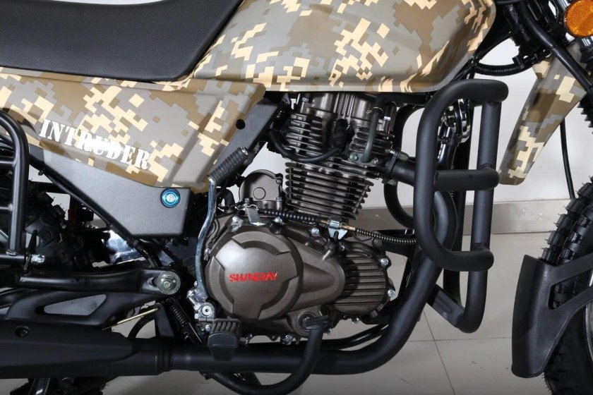 Шинерай интрудер 200