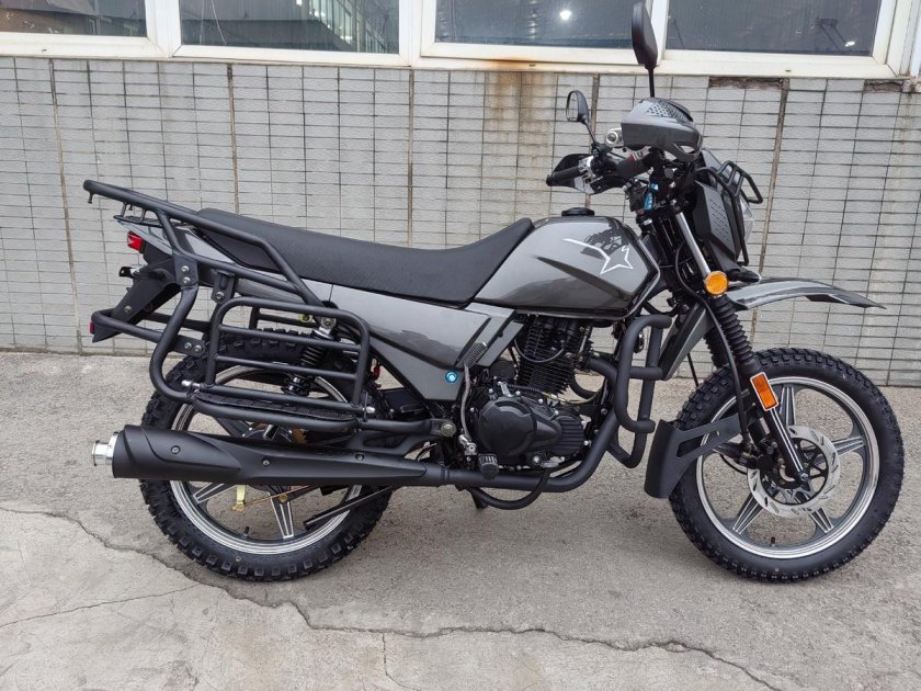 Мотоцикл интрудер 200