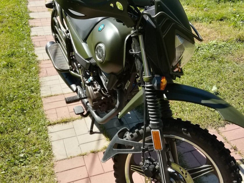 Мотоцикл comandor 200