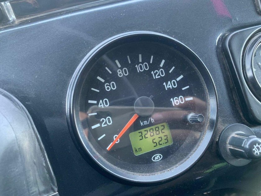 Черный уаз хантер