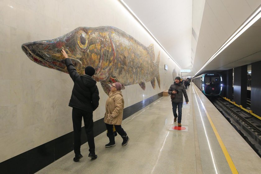 Станция Нагатинский Затон рыбы